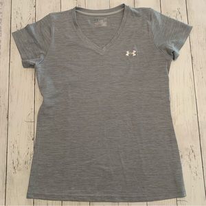 Under Armour T-shirt SZ Large